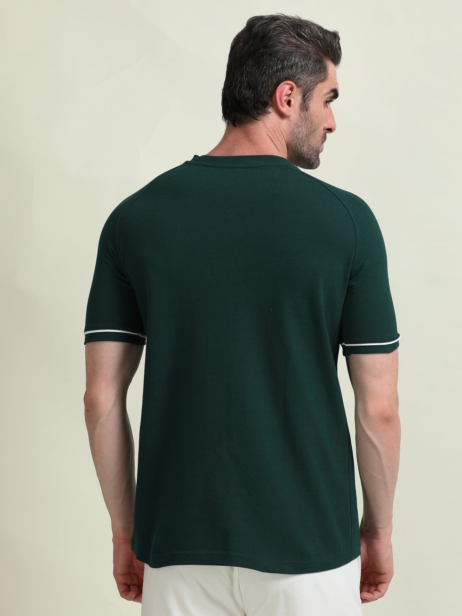 Green Raglan Sleeve T-Shirt – Sporty Casual Wear for Men - D&K LUXUR